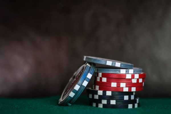 Responsible Poker Play: How to Set Game Limits?